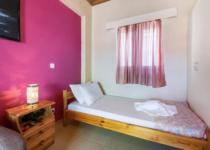 Iole Apartment Pondi